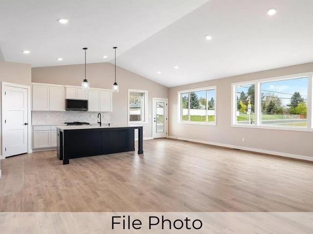 16733 North Wellington Road Colbert, WA 99005 - Photo 8 of 18 Gallery Image 8