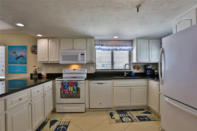 $6,000 | 5301 South Atlantic Avenue, Unit 730, New Smyrna Beach, FL 32169