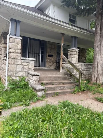 $119,000 | 2631 College Avenue, Kansas City, MO 64127