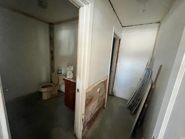 $189,000 | 4161 Us Highway, Mitchell, IN 47446