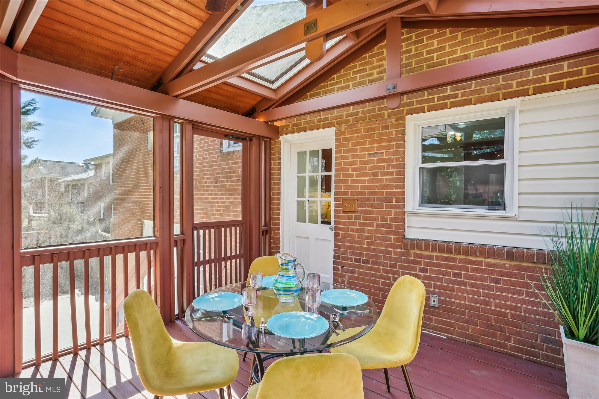 10807 Meadowhill Road Silver Spring, MD 20901 - Photo 15 of 42 Deck/Porch