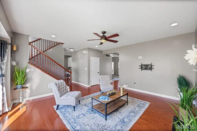 $499,999 | 1092 Pierpoint Lane, St. Charles, MO 63303