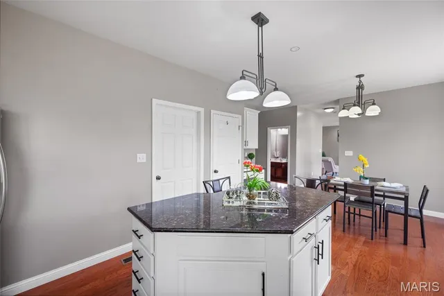 $499,999 | 1092 Pierpoint Lane, St. Charles, MO 63303