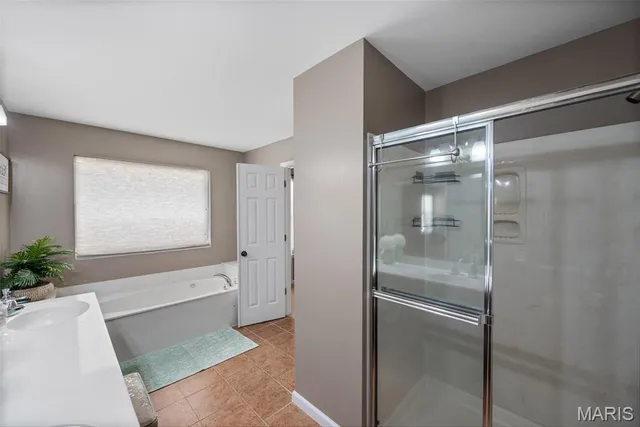 $499,999 | 1092 Pierpoint Lane, St. Charles, MO 63303