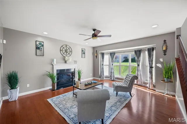 $499,999 | 1092 Pierpoint Lane, St. Charles, MO 63303