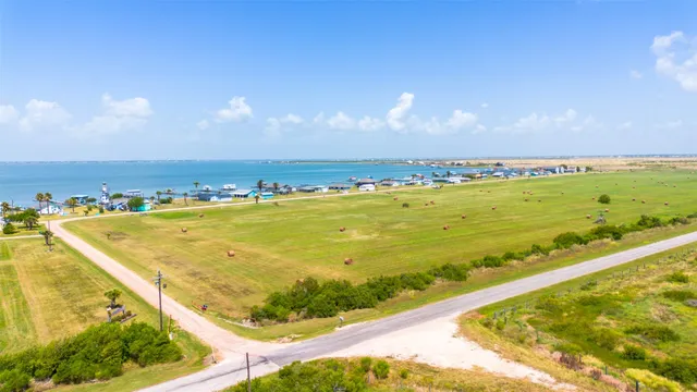 $385,000 | 234 El Campo Beach Road, Palacios, TX 77465