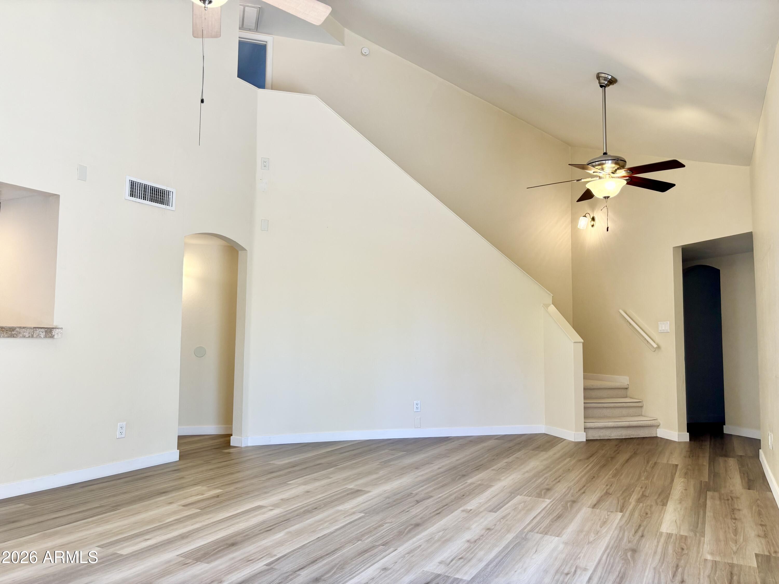 4213 West Calavar Road Phoenix, AZ 85053 - Photo 12 of 26 Great Room 4