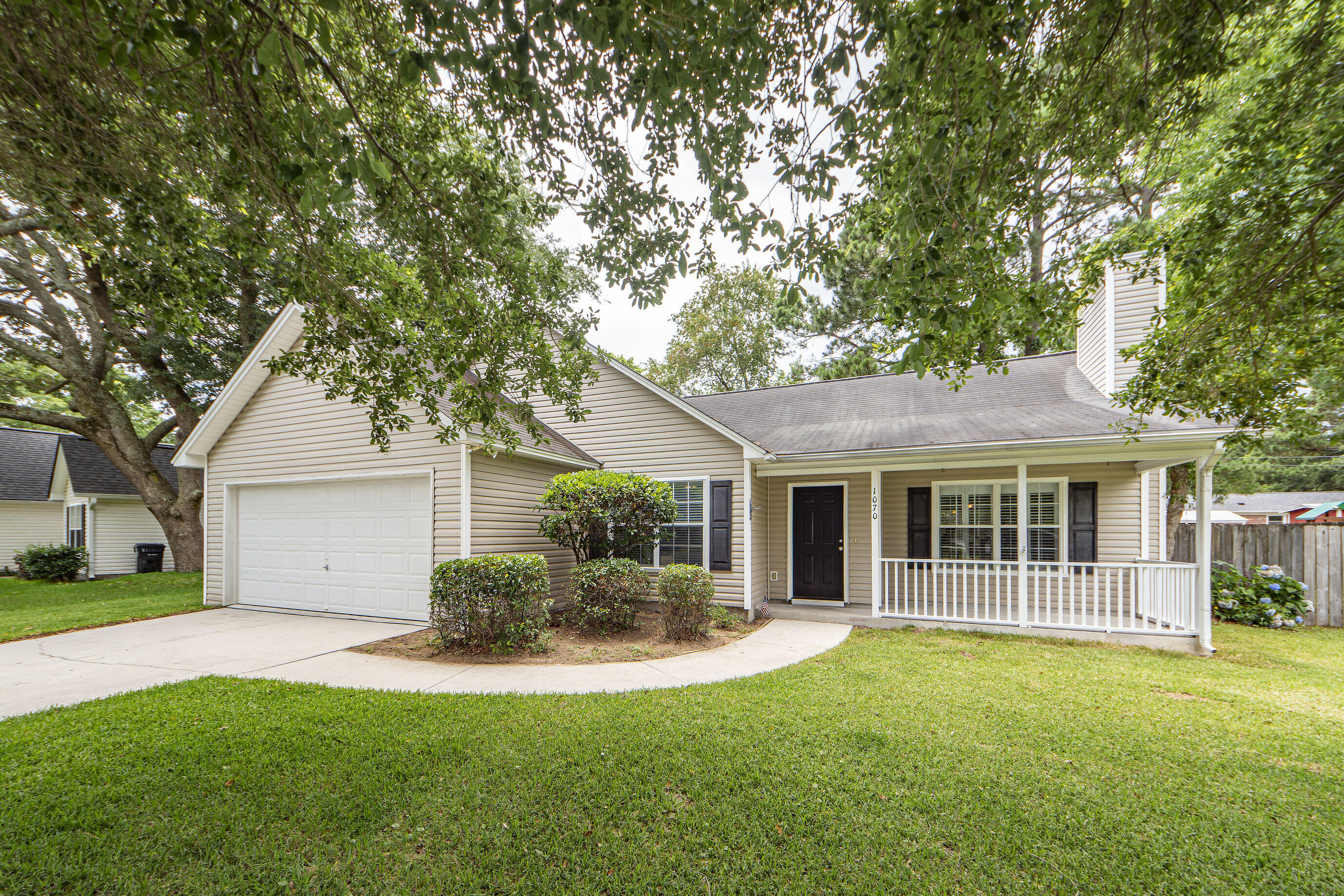 1070 Farmington Road Charleston, SC 29412 - Photo 1 of 36 36