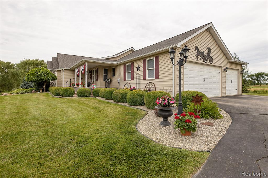 626 North Summers Road Imlay City, MI 48444 - Photo 8 of 53 Gallery Image 8