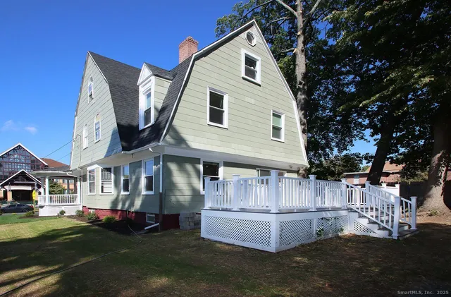 $4,000 | 62 Whitney Street, Hartford, CT 06105