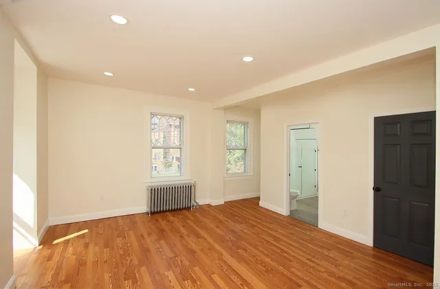 $4,000 | 62 Whitney Street, Hartford, CT 06105