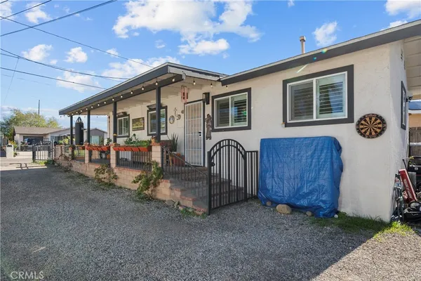 $549,000 | 318 Sycamore Street, Santa Paula, CA 93060