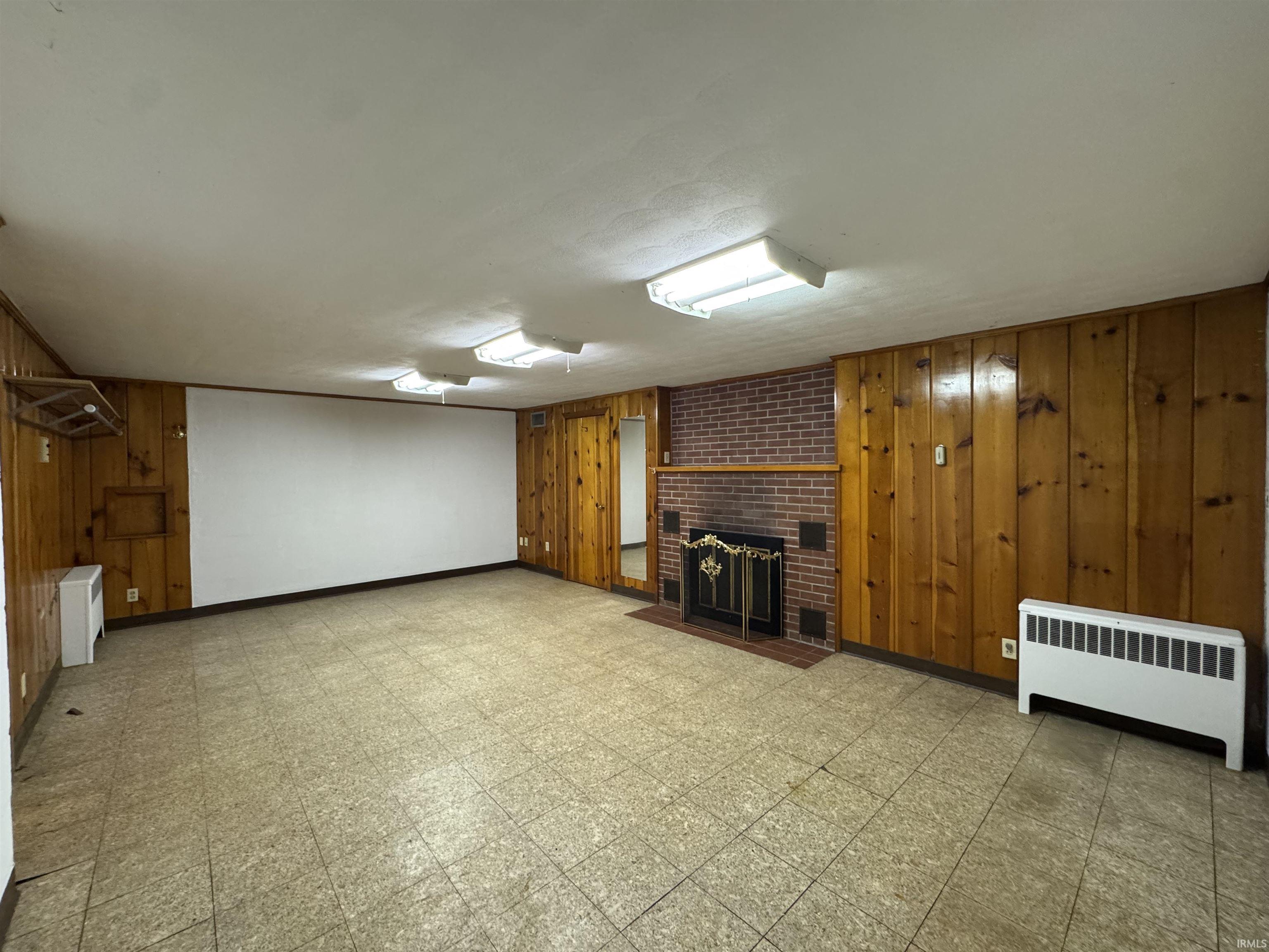 295 West Riverside Drive Peru, IN 46970 - Photo 28 of 34