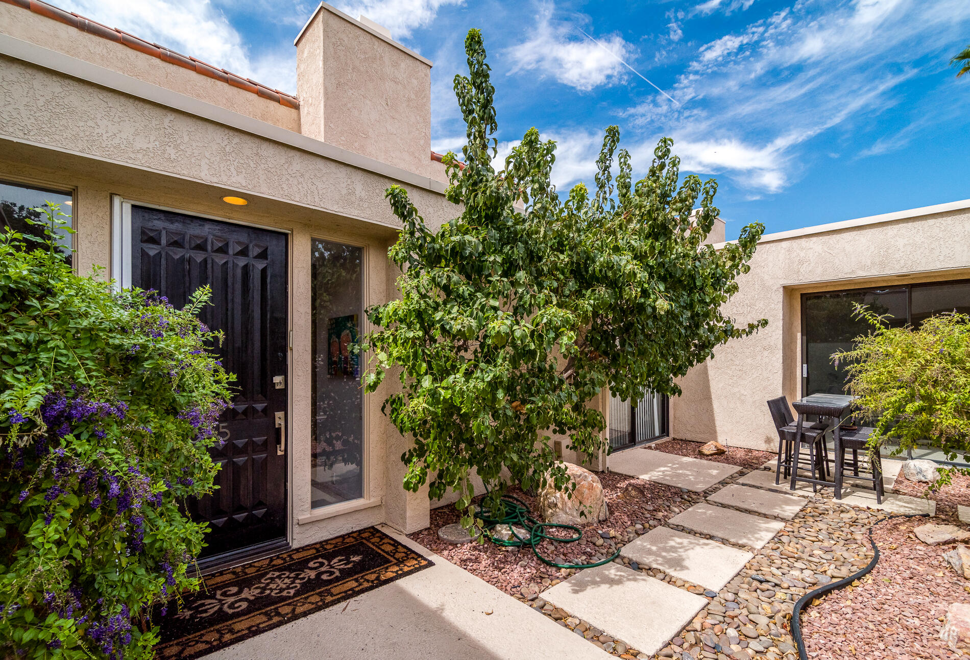 645 Hospitality Drive Rancho Mirage, CA 92270 - Photo 3 of 25 _FNA1945-Edit_645 Hospitality Dr_web-2