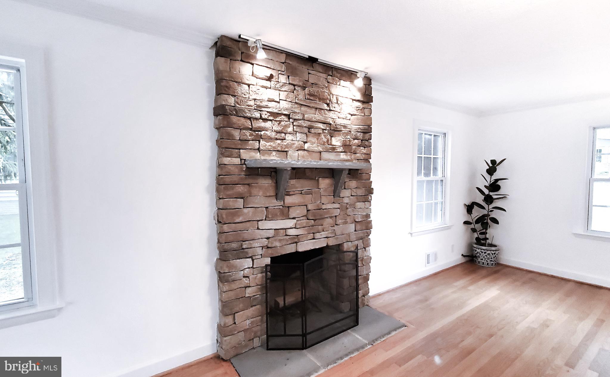 13908 Schaeffer Road Germantown, MD 20874 - Photo 12 of 72 Gallery Image 12