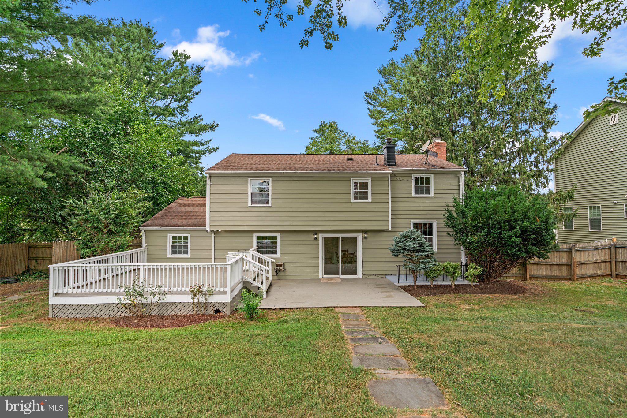 13908 Schaeffer Road Germantown, MD 20874 - Photo 45 of 72 Gallery Image 45