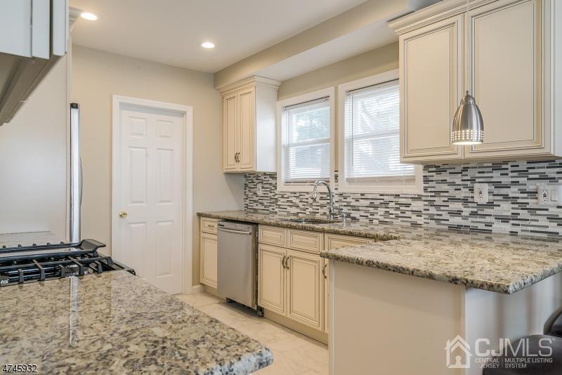 20 Randolph Road Plainfield, NJ 07060 - Photo 14 of 23 Gallery Image 14