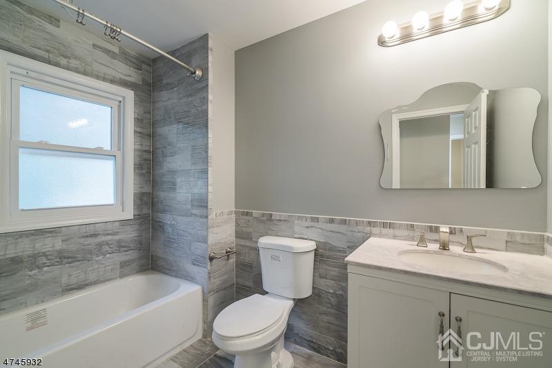 20 Randolph Road Plainfield, NJ 07060 - Photo 3 of 23 Gallery Image 3