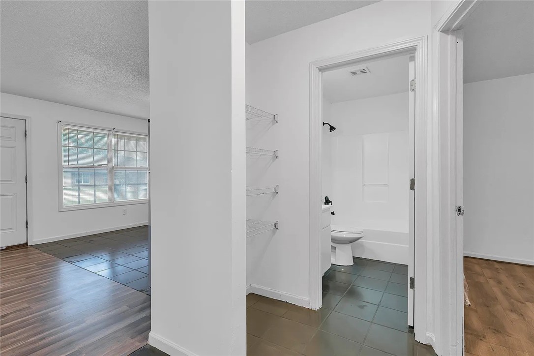 113 Premiere Court Anderson, SC 29621 - Photo 6 of 12