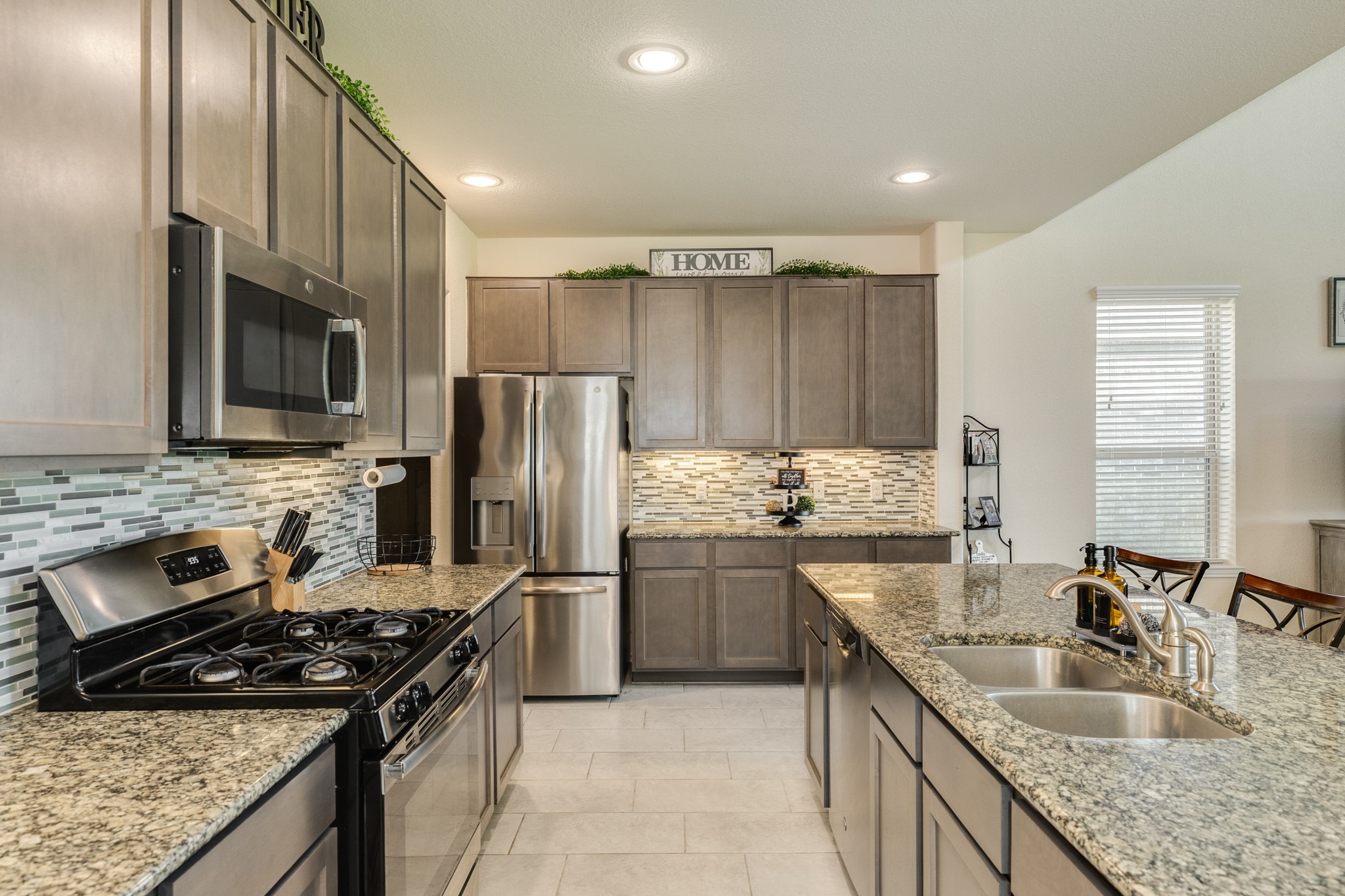 119 Bower Bloom Drive Rosharon, TX 77583 - Photo 10 of 28