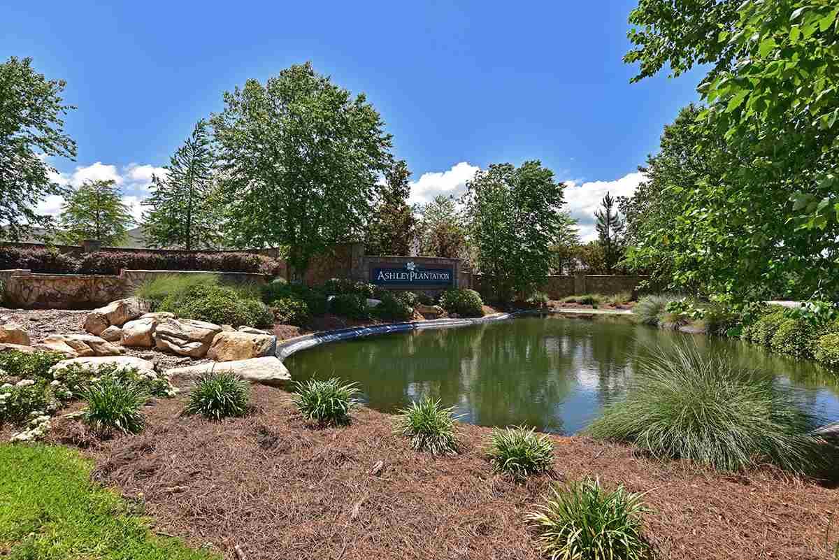2410 Phylis Rae Drive Pace, FL 32571 - Photo 6 of 40 Gallery Image 6