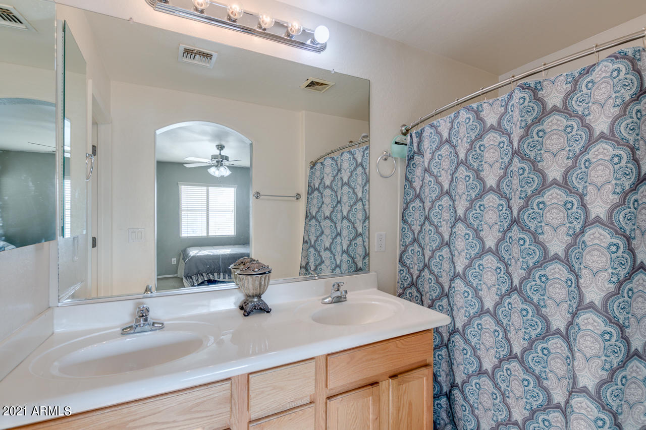 4678 East Redfield Road Gilbert, AZ 85234 - Photo 17 of 21 18-Redfield