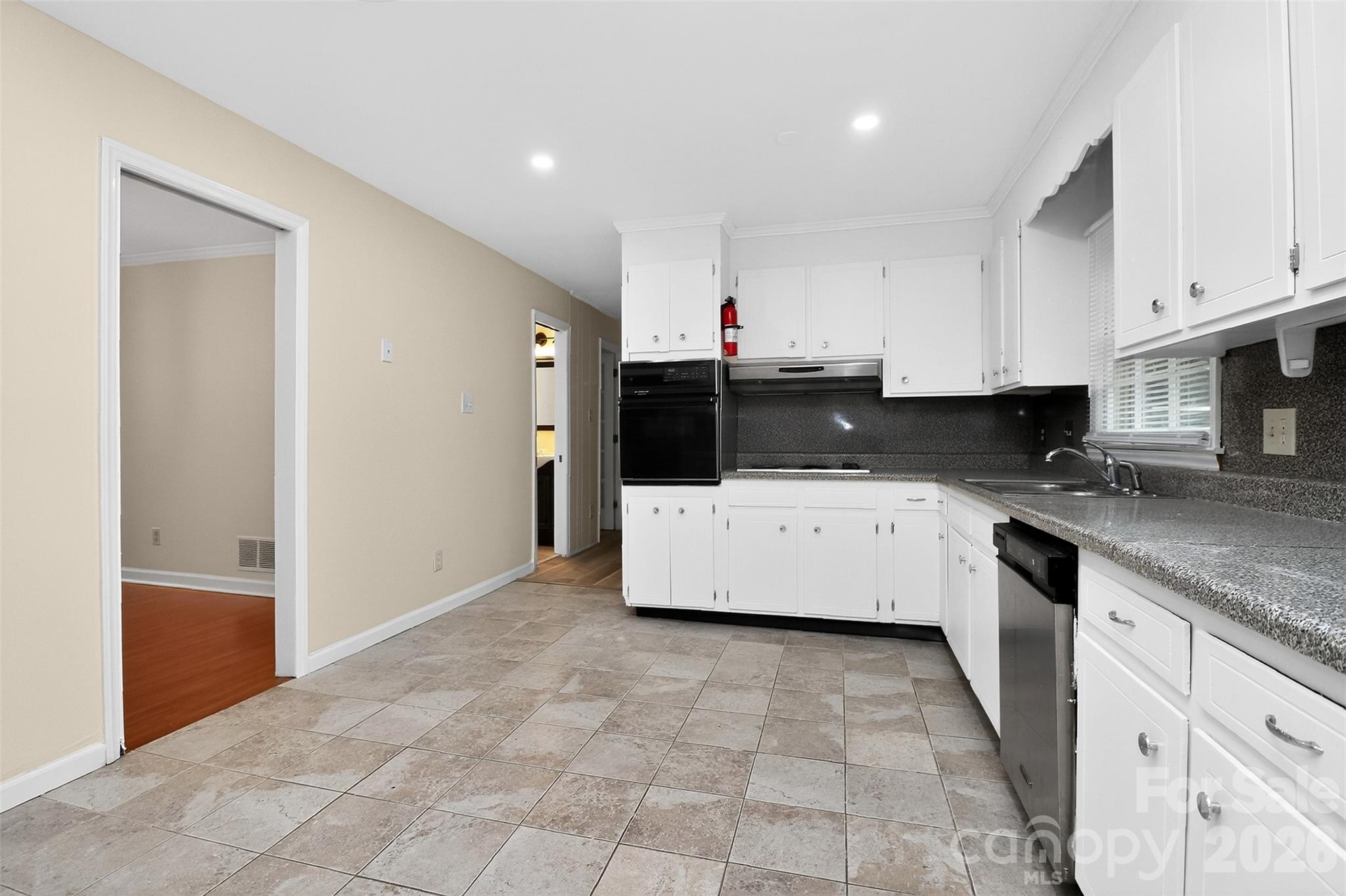 7007 Crossridge Road Charlotte, NC 28214 - Photo 15 of 44