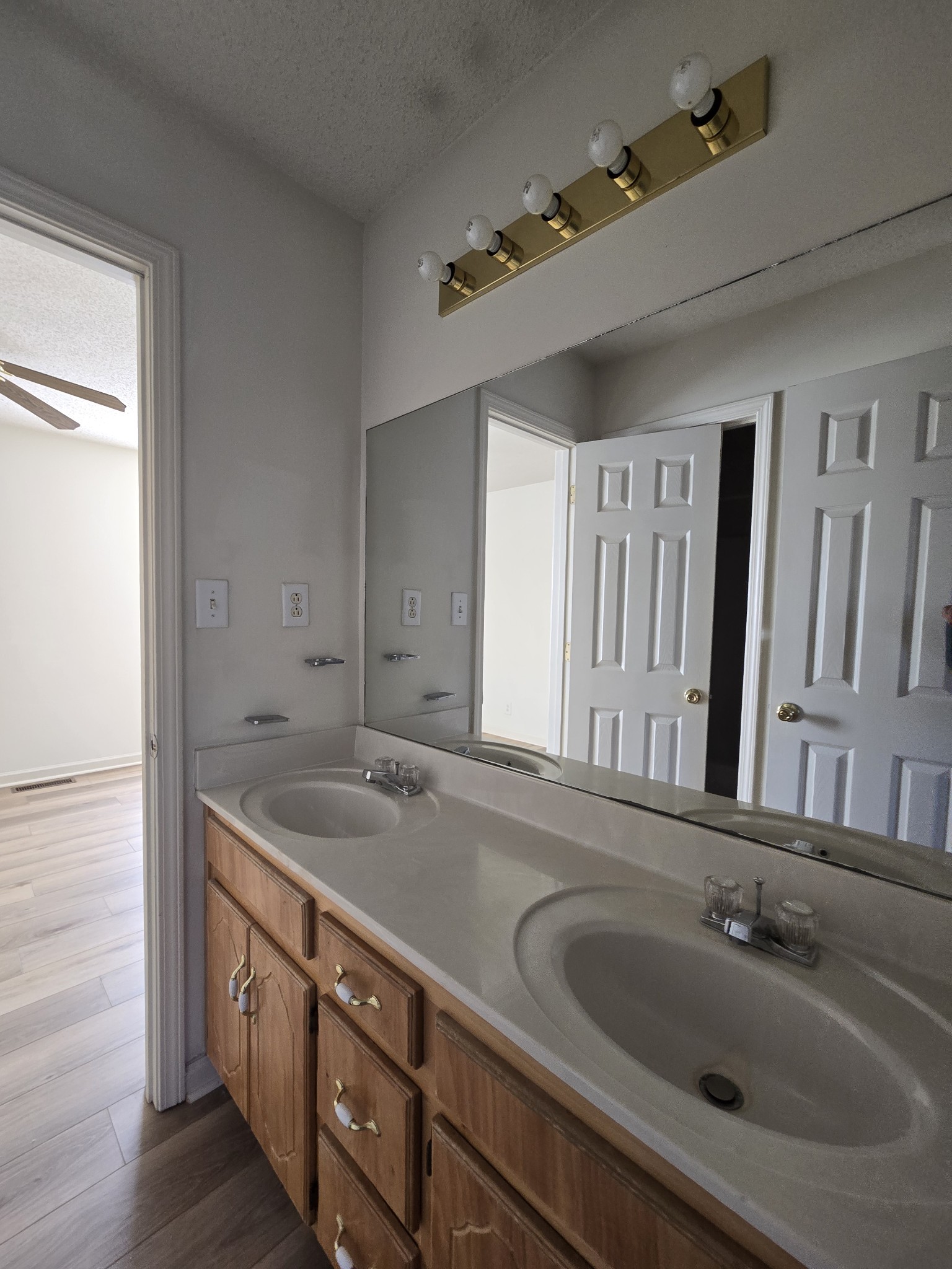 225 Tree Line Drive Oak Grove, KY 42262 - Photo 14 of 17 a bathroom with a sink and a mirror