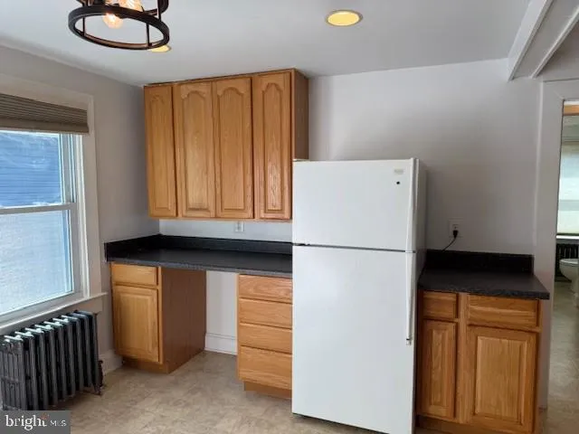 $1,725 | 15 Brewer Avenue, Unit B, Annapolis, MD 21401