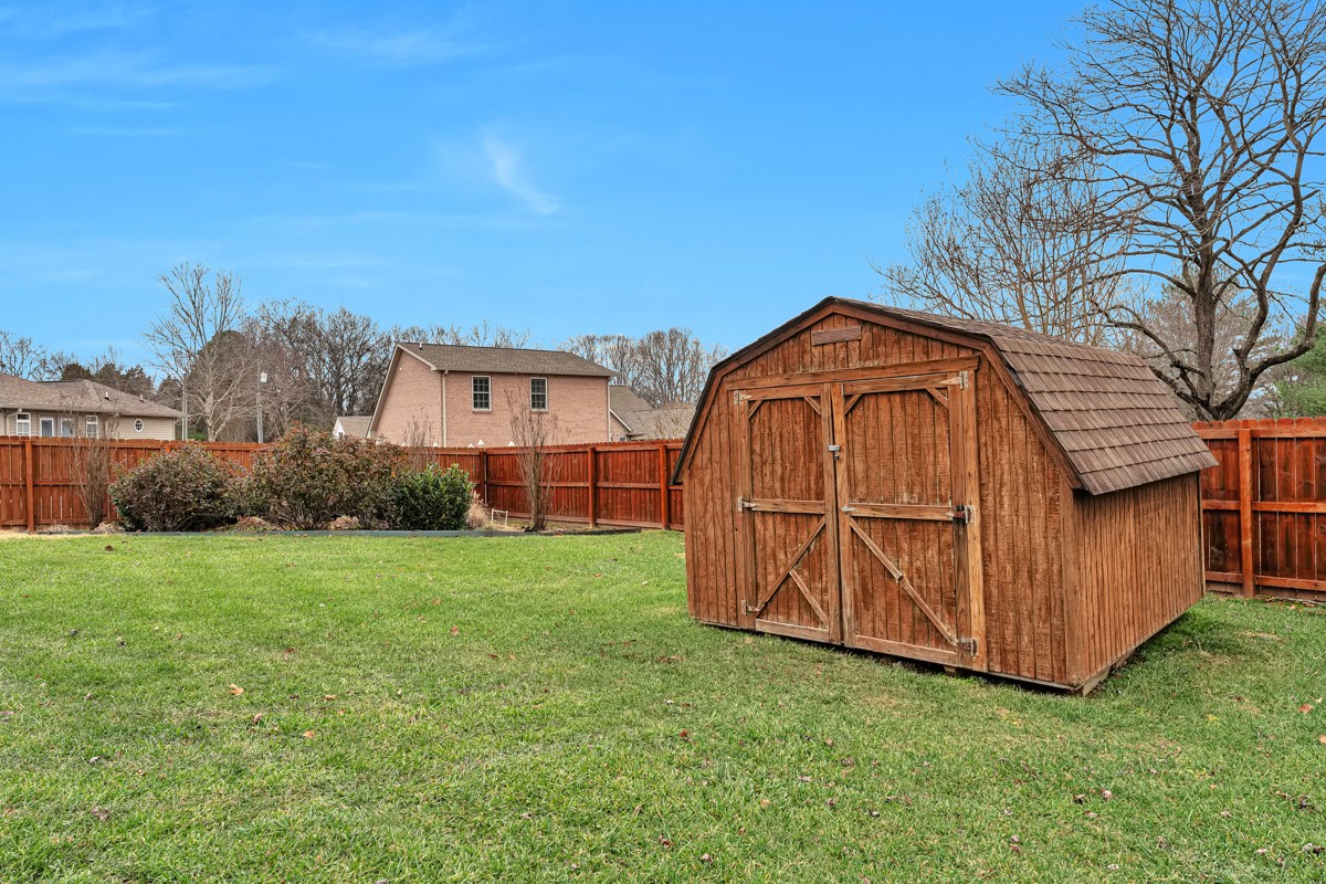 1805 Springs Inn Road Clarksville, TN 37043 - Photo 23 of 25 Gallery Image 23