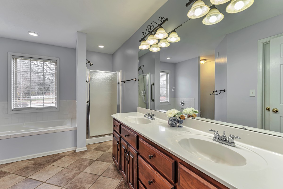 1805 Springs Inn Road Clarksville, TN 37043 - Photo 8 of 25 Gallery Image 8