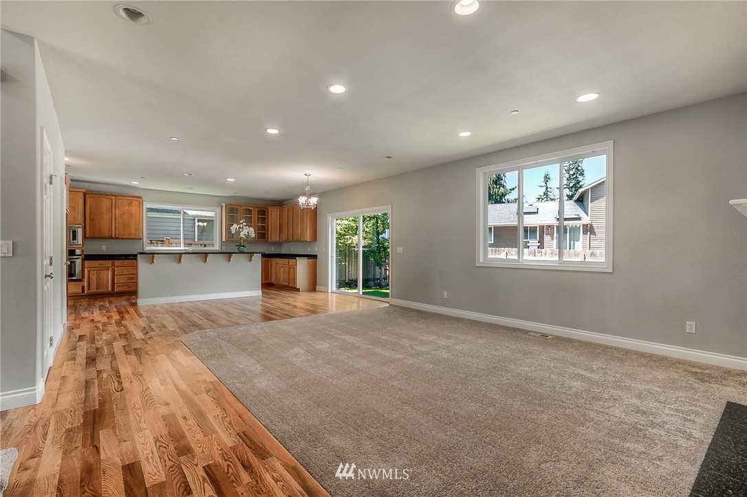 2011 Elma Place Northeast Renton, WA 98059 - Photo 13 of 24