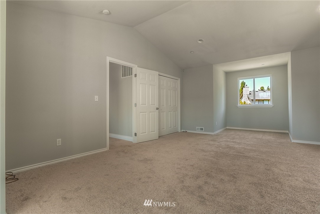 2011 Elma Place Northeast Renton, WA 98059 - Photo 19 of 24