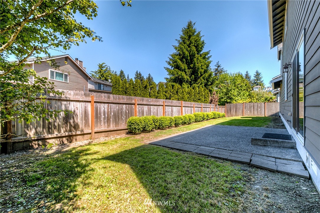 2011 Elma Place Northeast Renton, WA 98059 - Photo 24 of 24