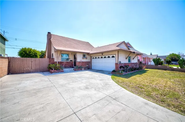 $880,000 | 14740 Rayfield Drive, La Mirada, CA 90638
