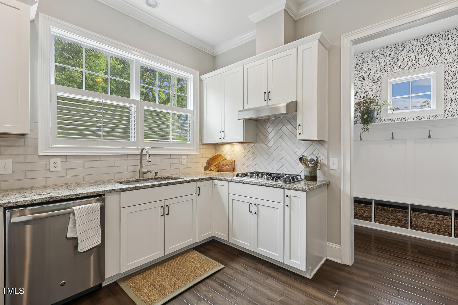 669 Fallon Grove Way Raleigh, NC 27608 - Photo 13 of 52