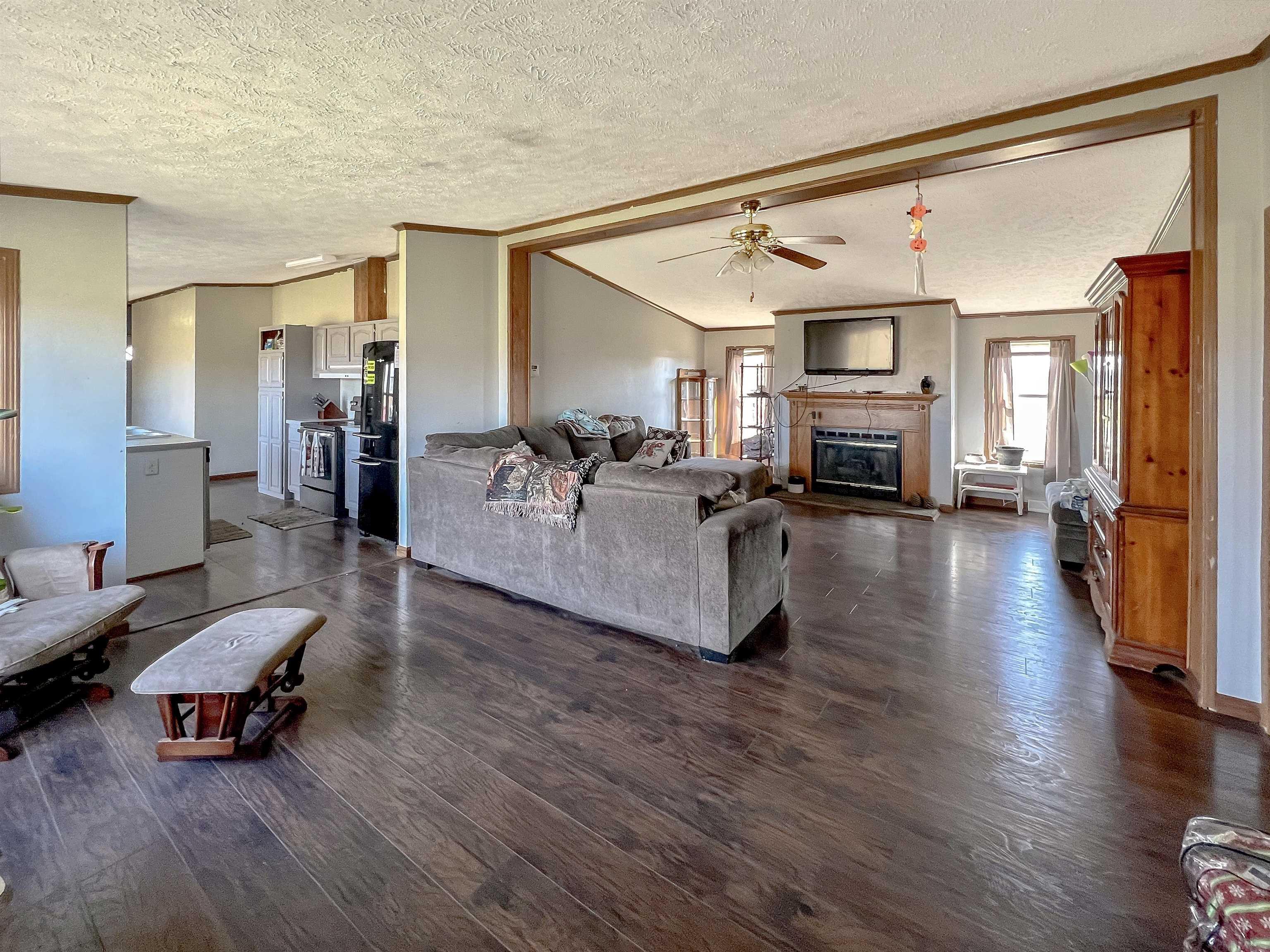 4063 County Road 79 Butler, IN 46721 - Photo 13 of 24