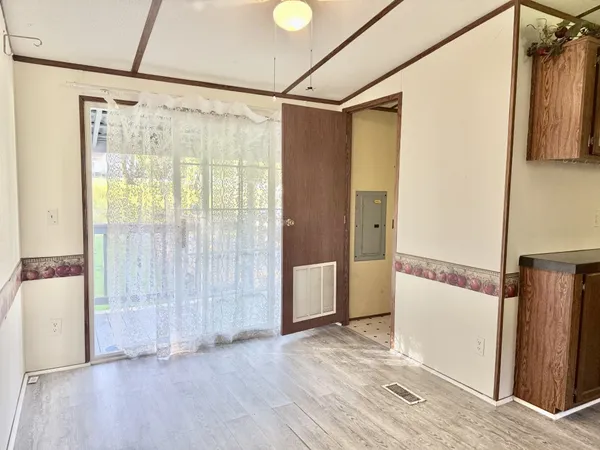 $65,000 | 66 West Pine Street, Nortonville, KY 42442