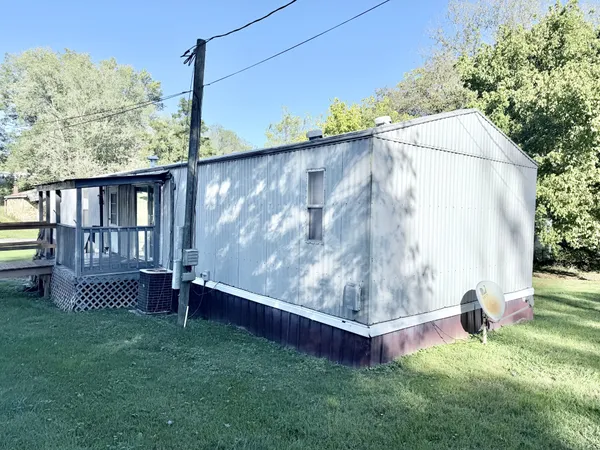 $65,000 | 66 West Pine Street, Nortonville, KY 42442