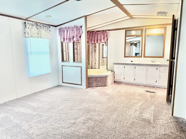 $65,000 | 66 West Pine Street, Nortonville, KY 42442