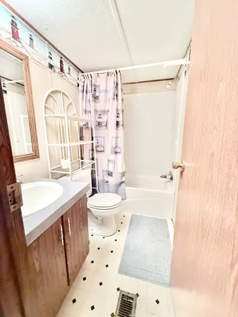 $65,000 | 66 West Pine Street, Nortonville, KY 42442