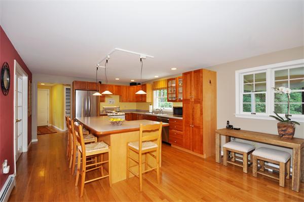 81 Poor Farm Road Harvard, MA 01451 - Photo 13 of 30