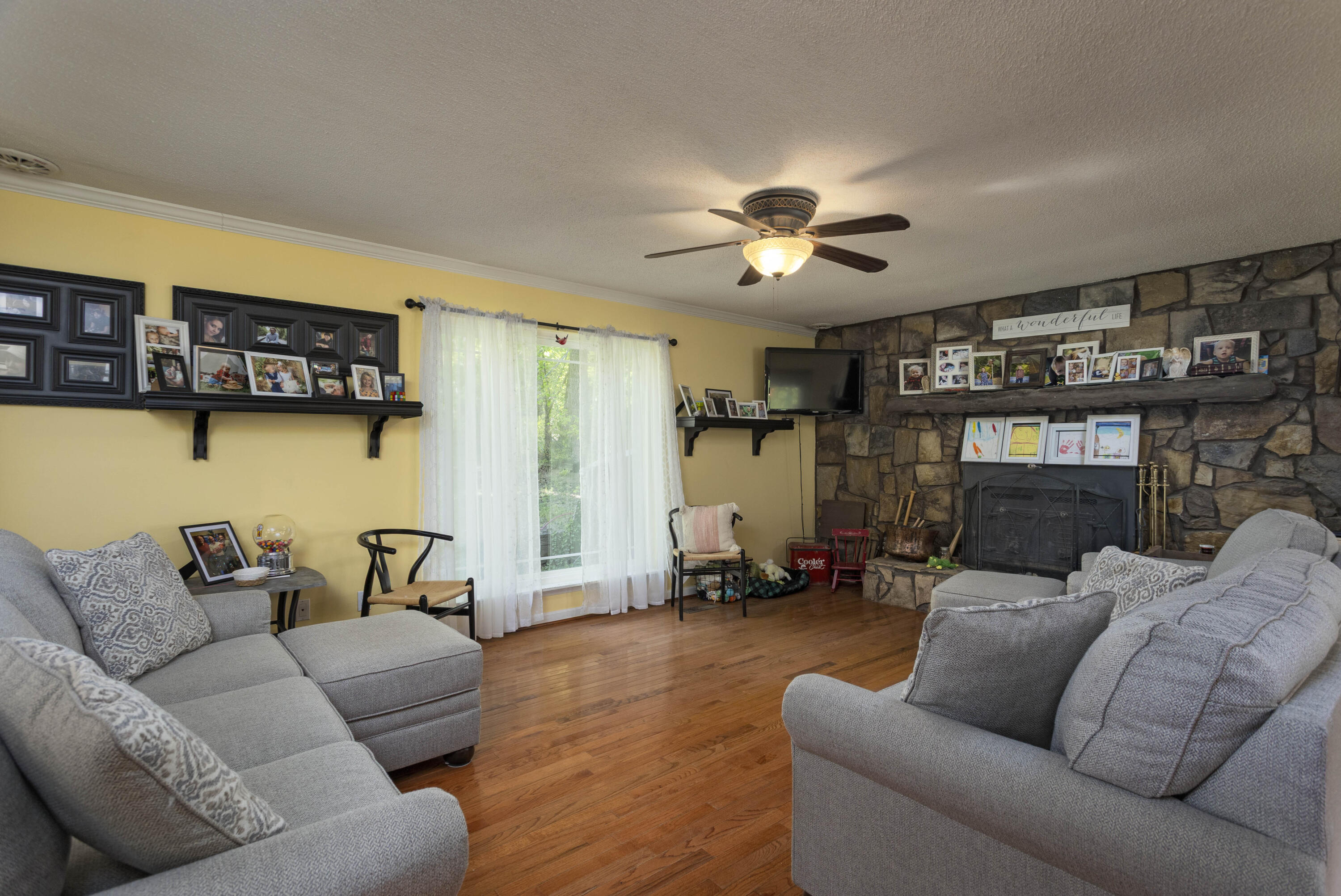 217 Roberts Road Spring City, TN 37381 - Photo 7 of 52 12