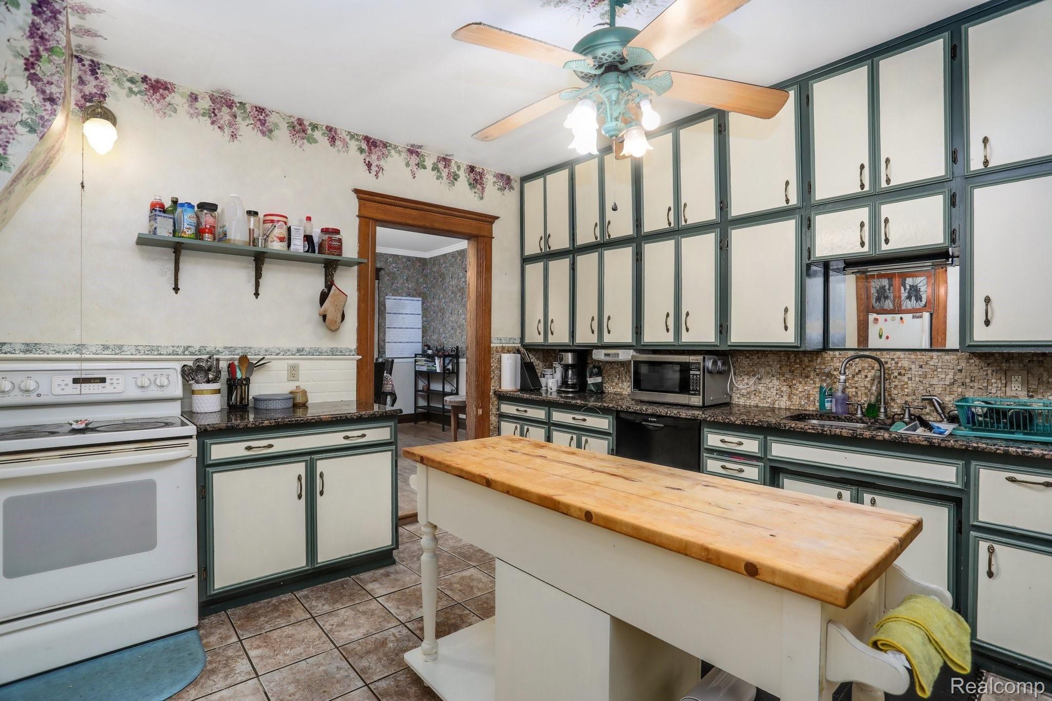 4875 Pennington Road Tecumseh, MI 49286 - Photo 34 of 52 12-web-or-mls-4875 Pennington Road Clinton014.jpg
