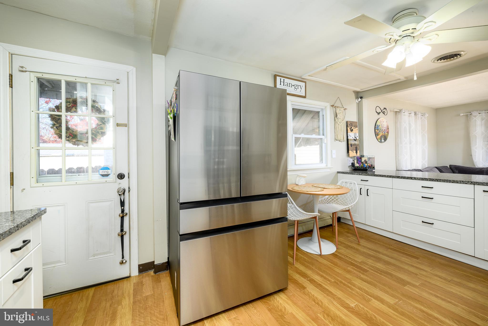 261 Ruth Avenue Hamilton, NJ 08610 - Photo 5 of 29 Gallery Image 5