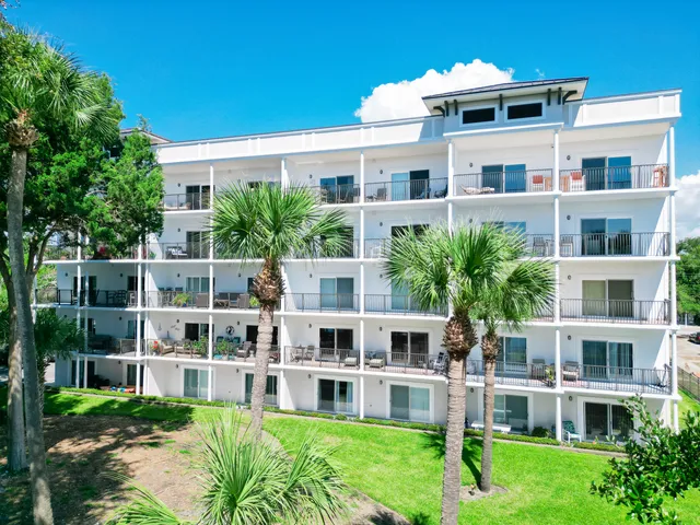 $619,900 | 113 Brooks Street Southeast, Unit 204, Fort Walton Beach, FL 32548