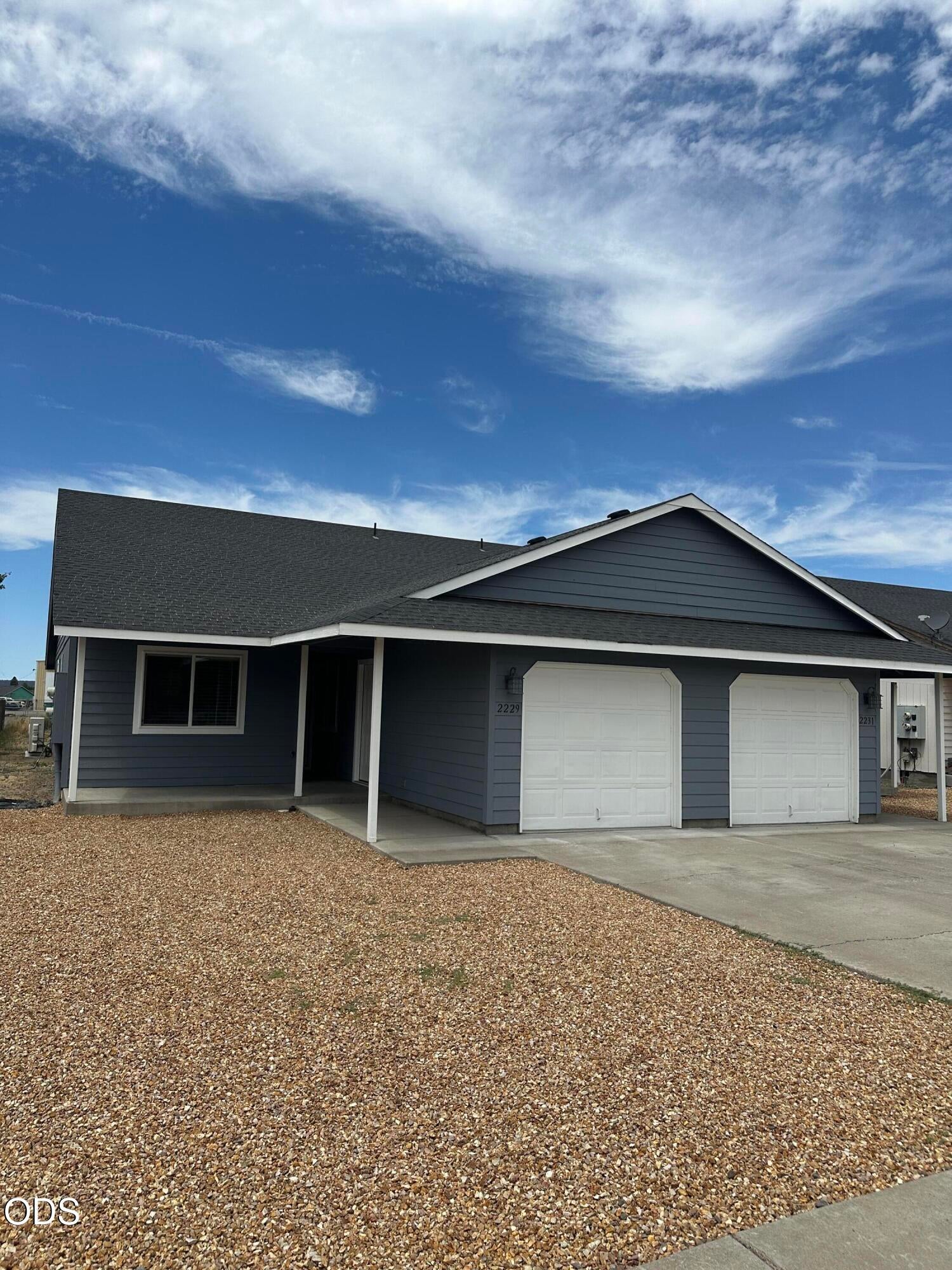 2229 Northeast Yellowpine Road Prineville, OR 97754 - Photo 3 of 14 Gallery Image 3