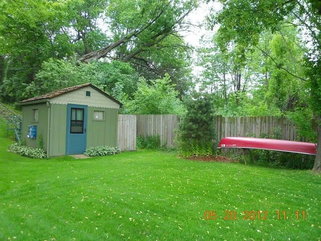 $1,379,999 | W2060 Kings Lane, East Troy, WI 53120