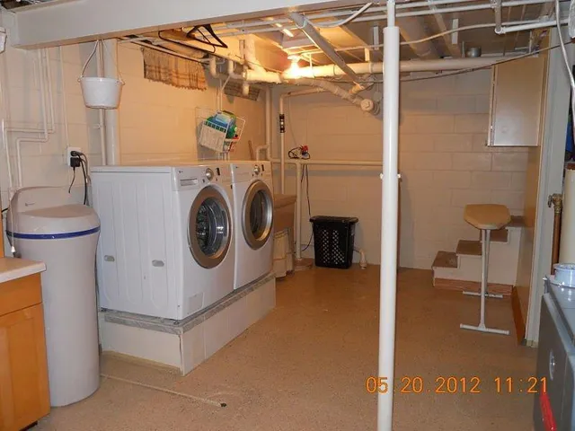 $1,379,999 | W2060 Kings Lane, East Troy, WI 53120