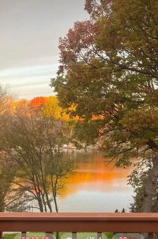 $1,379,999 | W2060 Kings Lane, East Troy, WI 53120